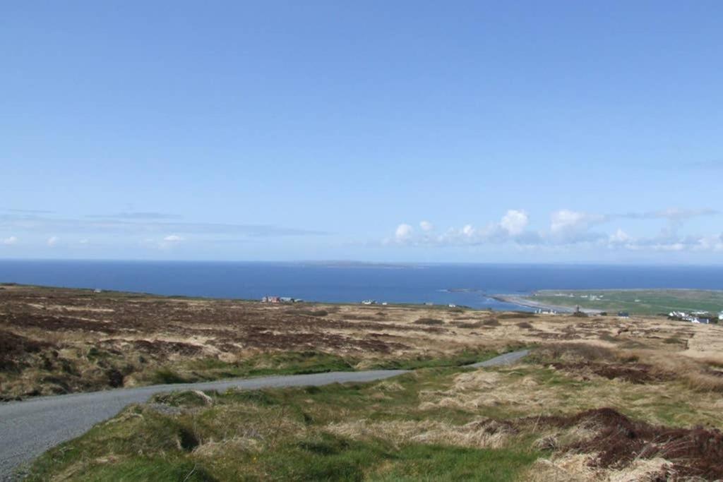 Red Stonecutters Cottage, Doolin Carrowauff Bagian luar foto